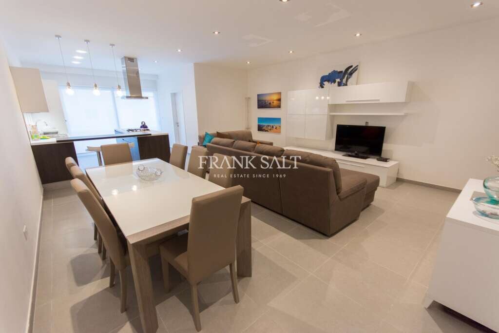 Квартира с 3 спальнями в Свийи, Мальта № 9170