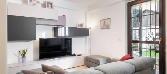 3غرفة شقة في Poli, Italy رقم 31909 12