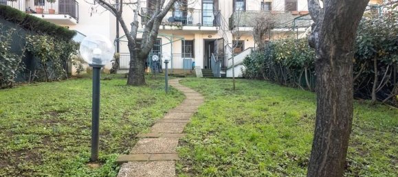 3غرفة شقة في Poli, Italy رقم 31909 43