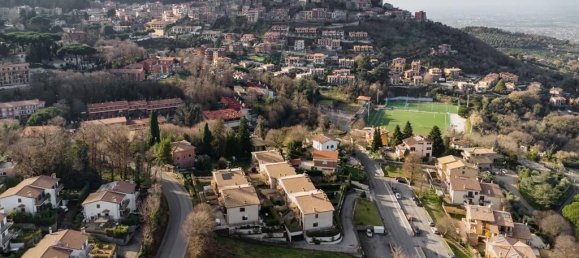 3غرفة شقة في Poli, Italy رقم 31909 49