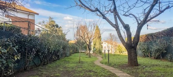 3غرفة شقة في Poli, Italy رقم 31909 44