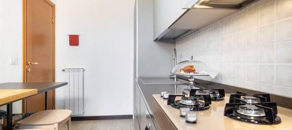 3غرفة شقة في Poli, Italy رقم 31909 17