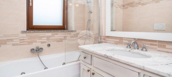 4 Schlafzimmer Wohnung in Alpignano, Italy, Nr. 356655 21