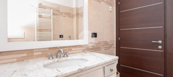 4 Schlafzimmer Wohnung in Alpignano, Italy, Nr. 356655 22