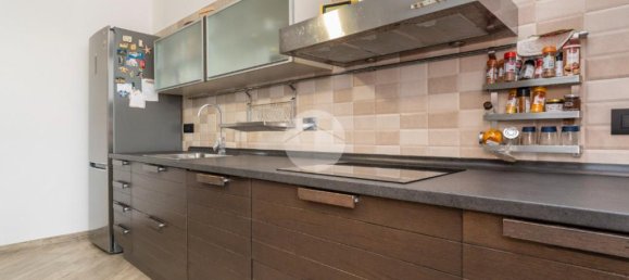 4 Schlafzimmer Wohnung in Alpignano, Italy, Nr. 356655 16