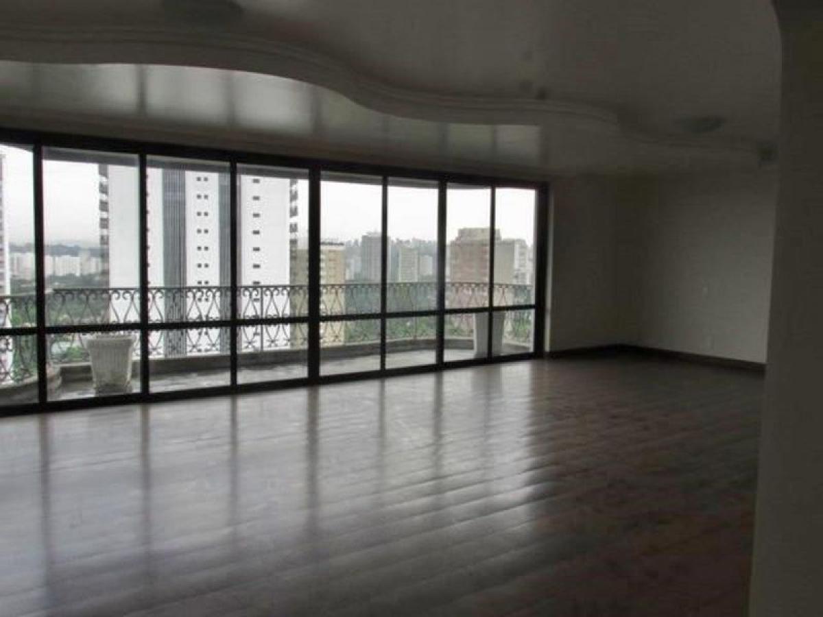 4 bedrooms House in Sao Paulo, Brazil No. 433520