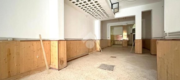 1-Zimmer Gewerbliche Immobilie in Palermo, Italy, Nr. 287976 13