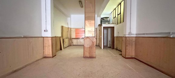 1-Zimmer Gewerbliche Immobilie in Palermo, Italy, Nr. 287976 10