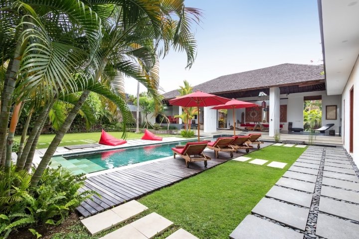 3 Schlafzimmer Villa in Seminyak, Indonesia, Nr. 3211
