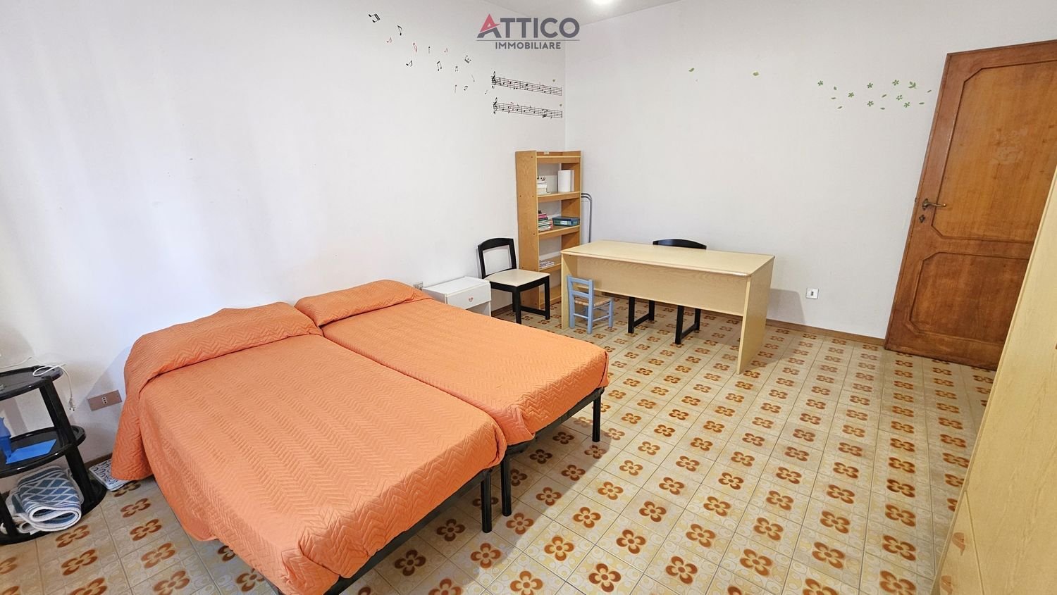 4غرفة شقة في Sassari, Italy رقم 214504