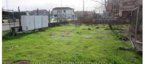 3 Schlafzimmer Haus in Castelfranco di Sotto, Italy, Nr. 342529 12