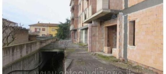 3 Schlafzimmer Haus in Castelfranco di Sotto, Italy, Nr. 342529 26
