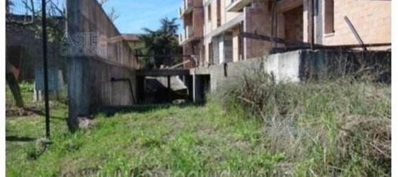 3 Schlafzimmer Haus in Castelfranco di Sotto, Italy, Nr. 342529 8