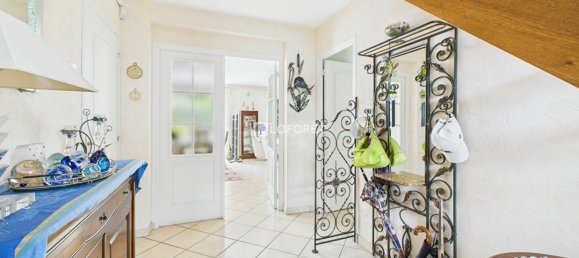 3 Schlafzimmer Haus in Quimper, France, Nr. 359034 20