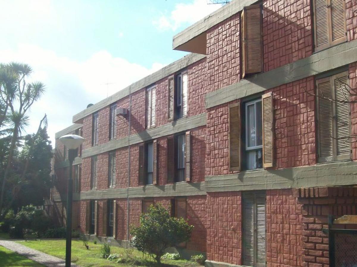 Квартира с 3 спальнями в Альмиранте Браун, Аргентина № 86537