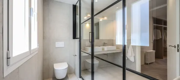 4 bedrooms Apartment in Madrid, Spain No. 139092 16