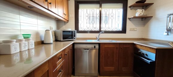 5 Schlafzimmer Villa in Villamartin, Spain, Nr. 10939 3