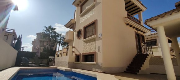5 Schlafzimmer Villa in Villamartin, Spain, Nr. 10939 28