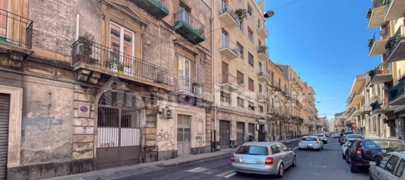 1 Schlafzimmer Wohnung in Catania, Italy, Nr. 204608 2