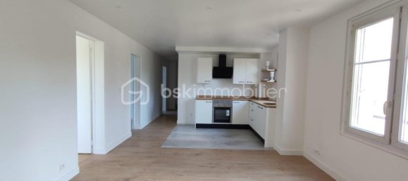 3 غرف نوم شقة في Les Pavillons-sous-Bois, France رقم 139476 5