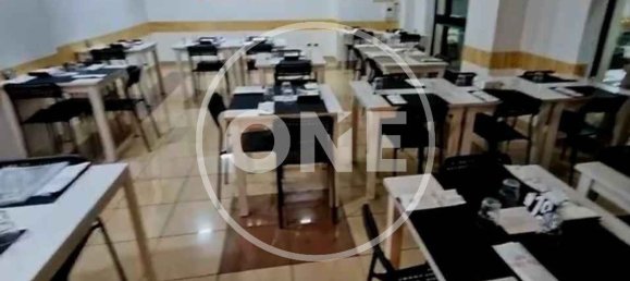 Gewerbliche Immobilie in Pomezia, Italy 60m², Nr. 315496 5