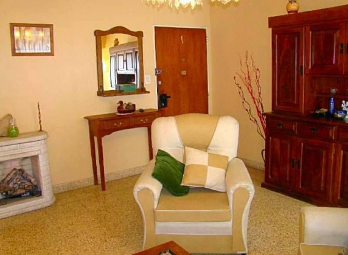 Квартира с 3 спальнями в Буэнос-Айрес, Аргентина № 81848