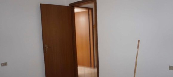 3 rooms Apartment in Villanterio, Italy No. 196845 17