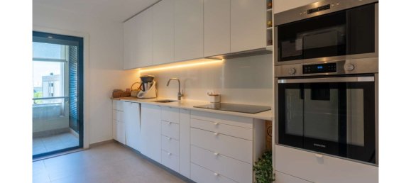 3 bedrooms Apartment in Lisbon, Portugal No. 123063 6