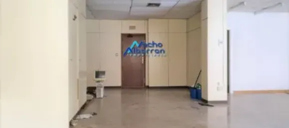 Bureau à Badajoz, Spain 200m² No. 156037 3