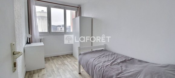 3 bedrooms Apartment in Montreuil, France No. 137546 8