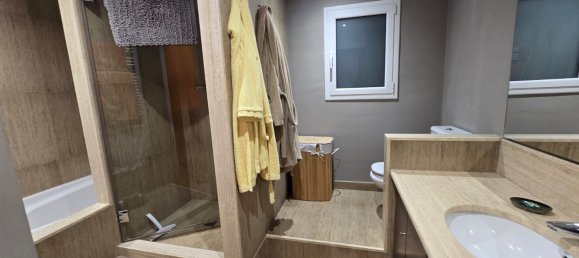 Квартира с 3 спальнями в Манльеу, Испания № 160983 13