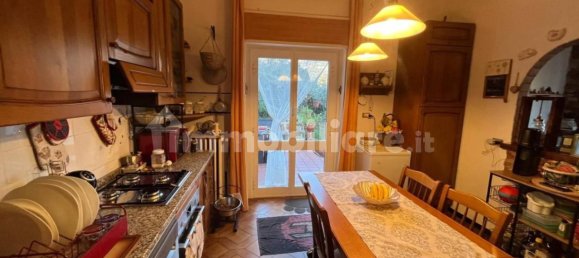 2 bedrooms House in La Spezia, Italy No. 226514 10