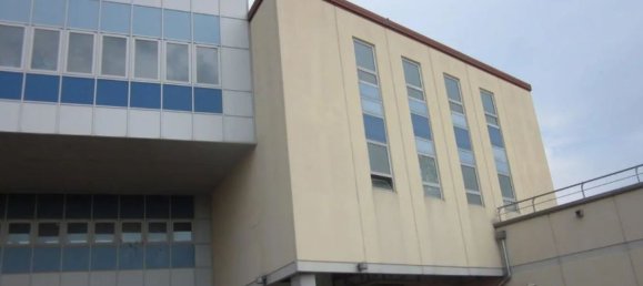 Gebäude in Abbiategrasso, Italy 2600m², Nr. 188085 3