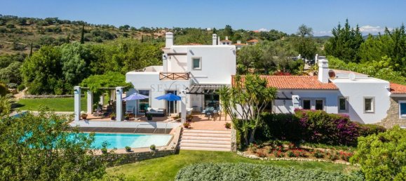 4 غرف نوم فيلا في Loule, Portugal رقم 130437 3