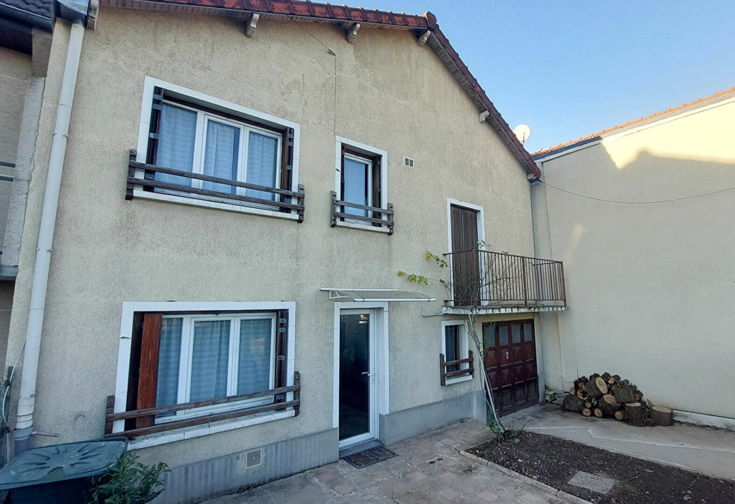 4 bedrooms House in Montreuil, France No. 162302