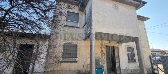 2غرفة منزل في Sannazzaro de' Burgondi, Italy رقم 117861 14