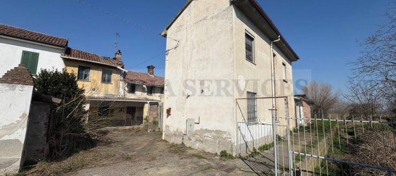 2غرفة منزل في Sannazzaro de' Burgondi, Italy رقم 117861 18