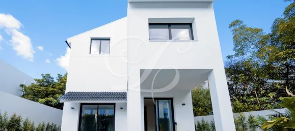 5 bedrooms House in Cascais, Portugal No. 107735 2
