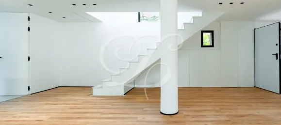 5 bedrooms House in Cascais, Portugal No. 107735 10