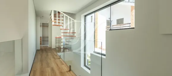 5 bedrooms House in Cascais, Portugal No. 107735 12