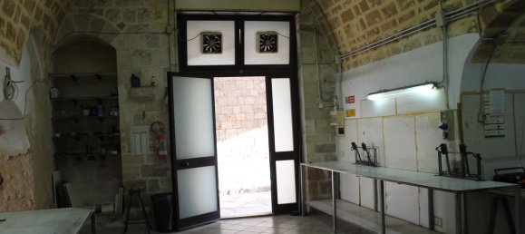 عقار تجاري في Barletta, Italy 170متر مربع رقم 165772 14