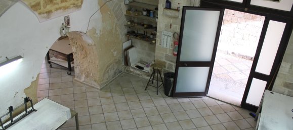 عقار تجاري في Barletta, Italy 170متر مربع رقم 165772 24