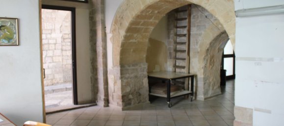 عقار تجاري في Barletta, Italy 170متر مربع رقم 165772 10