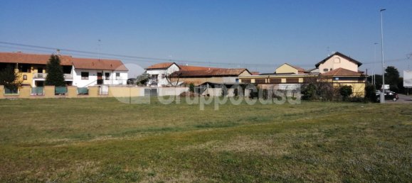 Grundstück in Corbetta, Italy 1700m², Nr. 127467 2