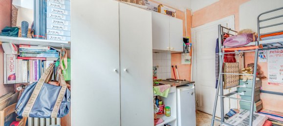 Studio in Paris, France No. 334680 4