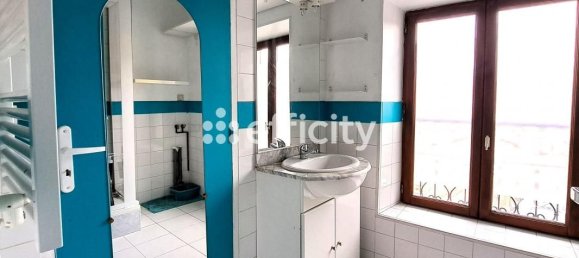 Apartamento de 2 dormitorios en Cergy, France No. 320553 4