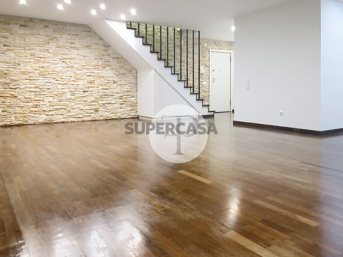 3 غرف نوم منزل ذو طابقين في Caldas da Rainha, Portugal رقم 209360