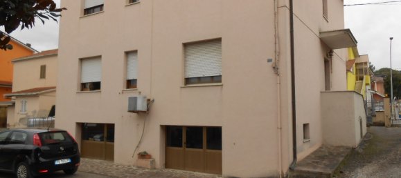 5 rooms Apartment in Mondolfo, Italy No. 25577 2