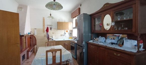 5 rooms Apartment in Mondolfo, Italy No. 25577 6