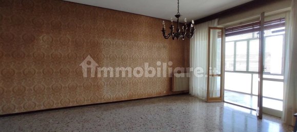 2 bedrooms Apartment in Novara, Italy No. 289206 7